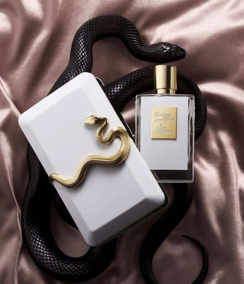 Lampropeltis noir pour une présentation de parfum BY KILIAN